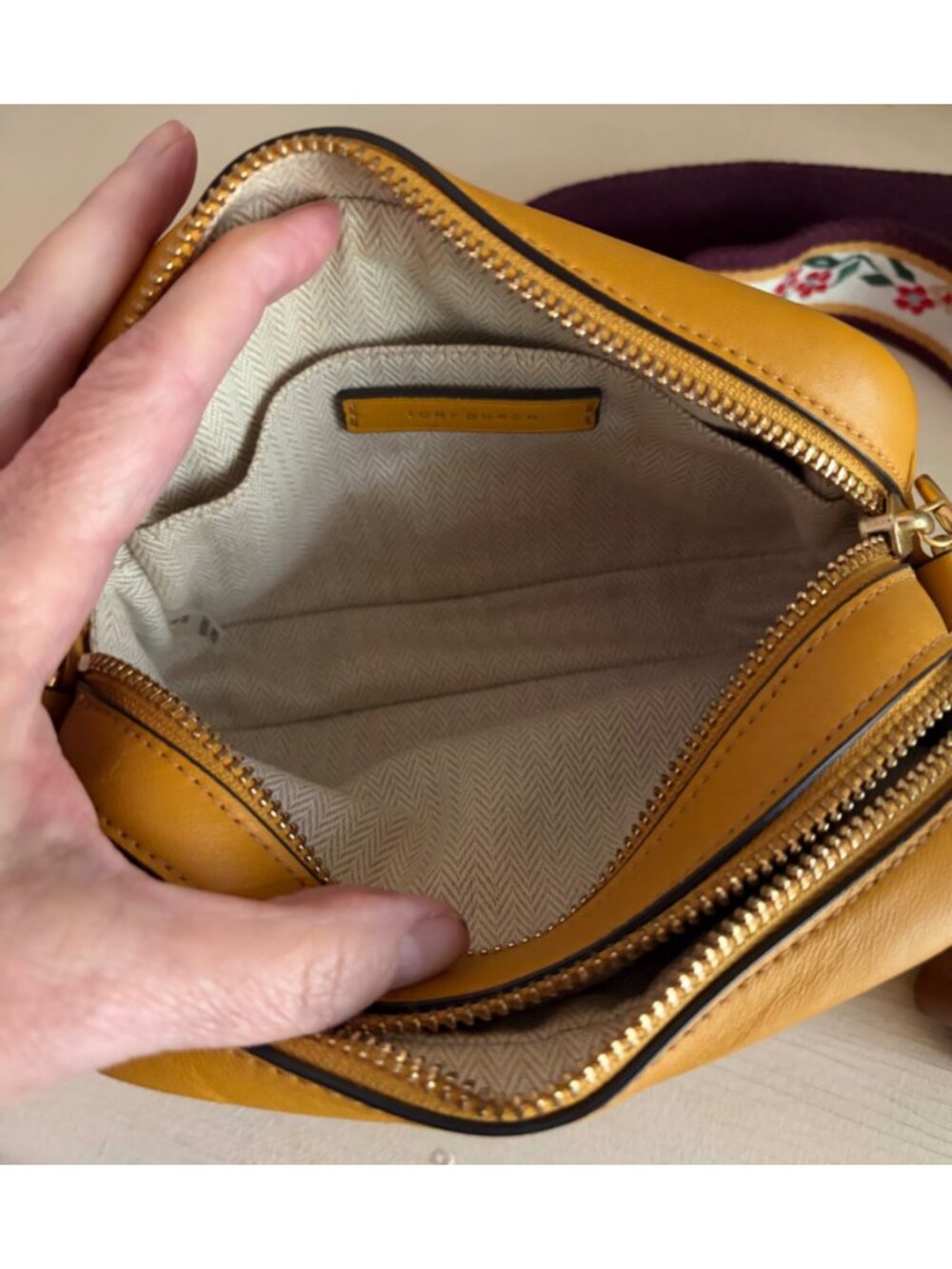 Tory Burch Perry High Frequency Leather Crossbody / Shoulder Handbag - Picture 12 of 15